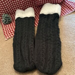 Cozy Gray Cable Knit Socks